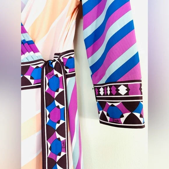 Vintage Emilio Pucci wrap dress 3/4 sleeve lots of stretch in classic print